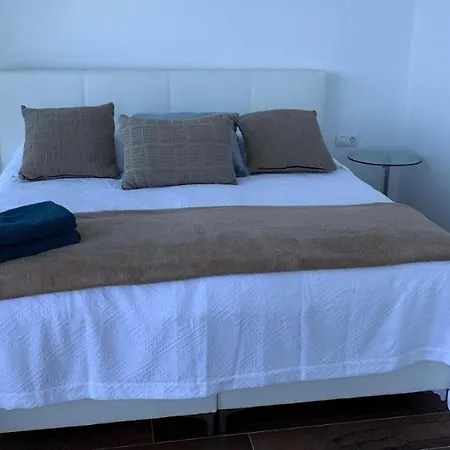 Villa Crystal Ocean *