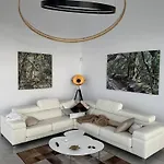Crystal Ocean فيلة