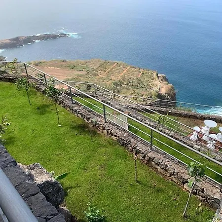 Villa Crystal Ocean *