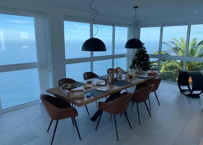 Crystal Ocean Tacoronte