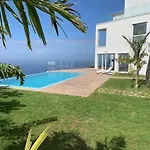 Vila Crystal Ocean *